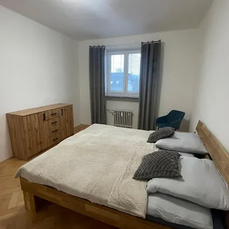 Daire Olomouc Apartment *