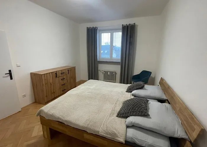 Daire Olomouc Apartment *